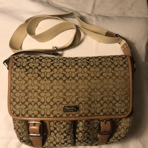 Coach Messenger bag